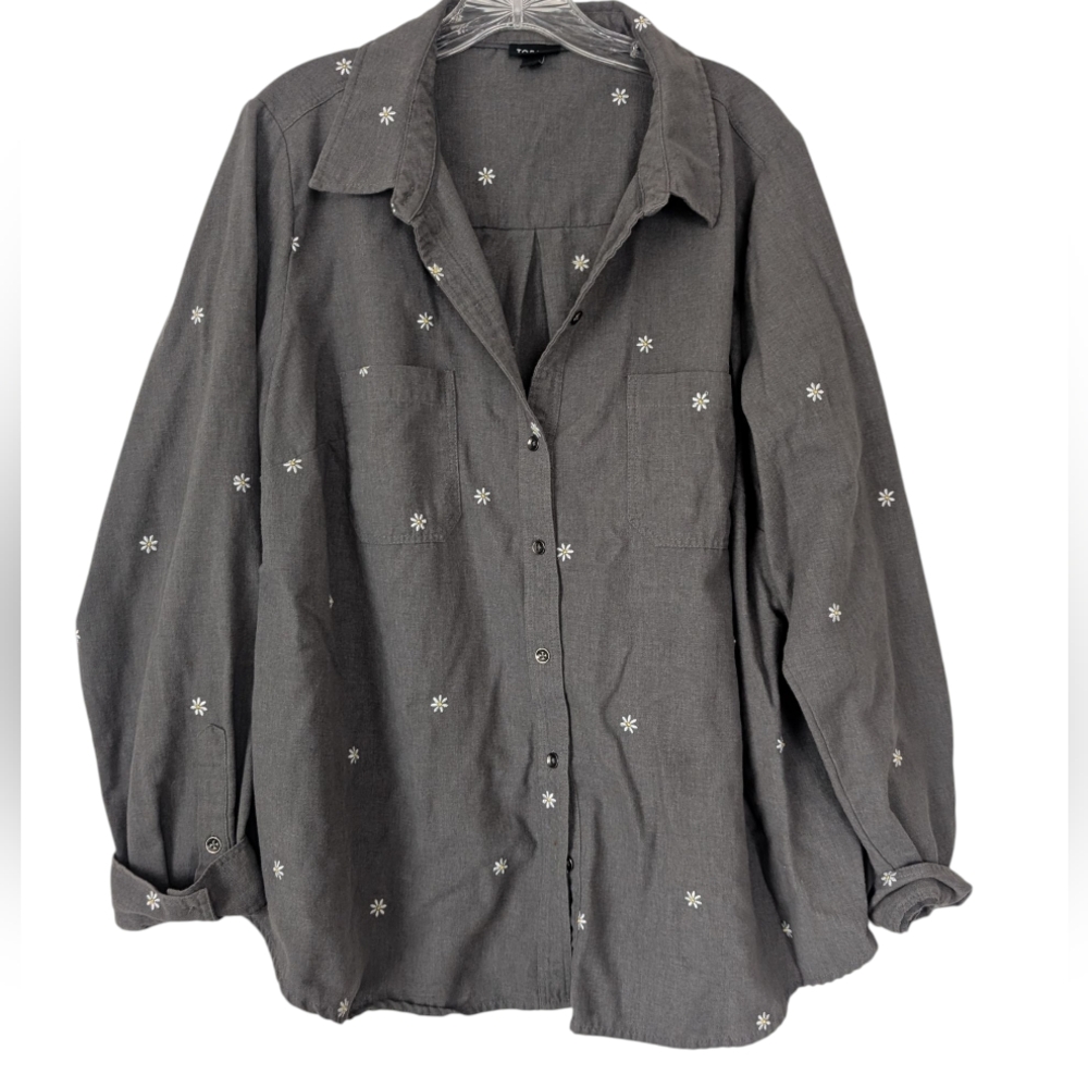 Torrid Gray Daisy Embroidered Button-Down Shirt Sz.18/20